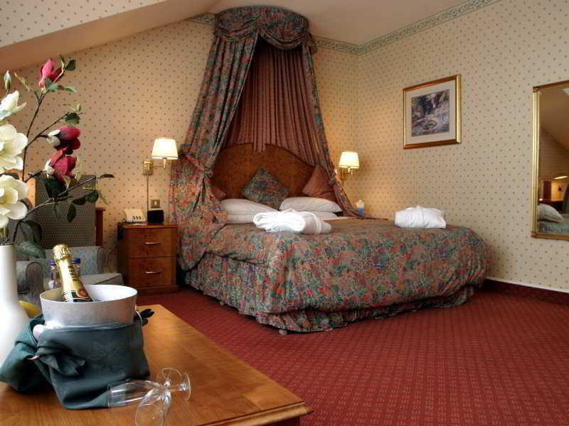 Moorside Grange Hotel & Spa สต็อกพอร์ต ภายนอก รูปภาพ
